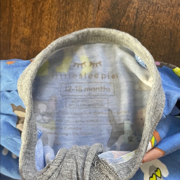 LS Dapper Dogs zippy - Picture 2 of 4